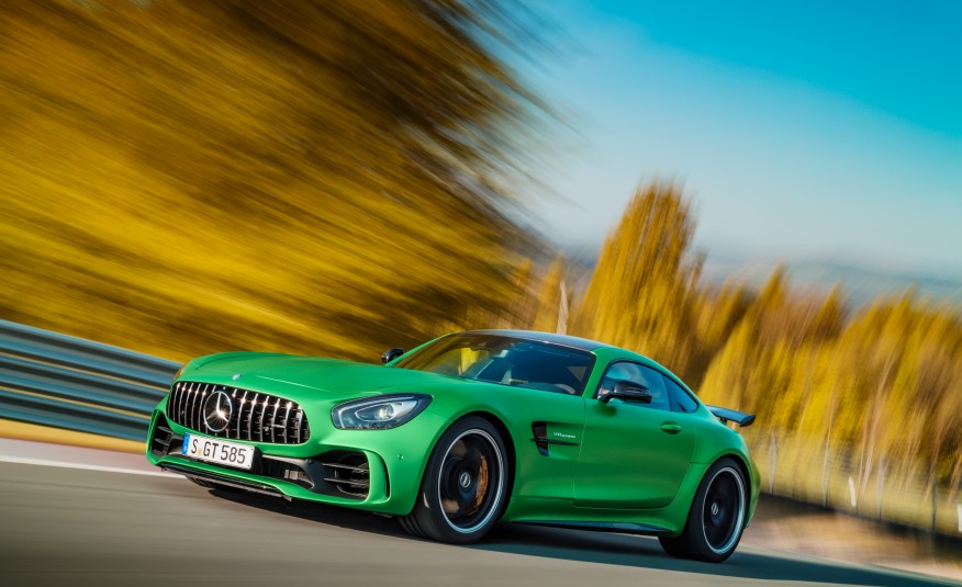 2017 Mercedes-AMG GT R : An R ascends to the top of the Mercedes-AMG GT pile