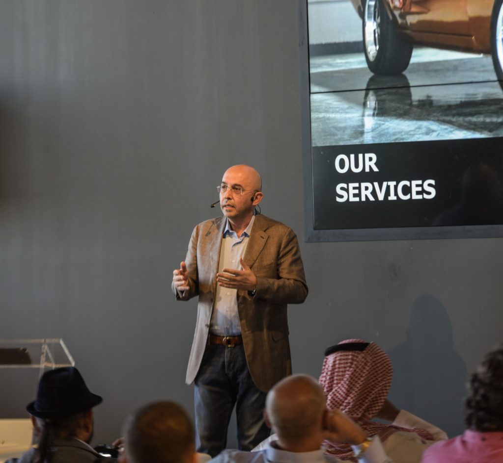 Showroom concept-02 Showroom concept-02