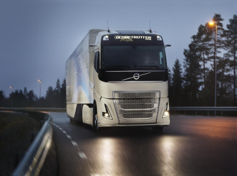 Volvo Trucks’ Latest Concept Vehicle Tests a Hybrid Powertrain for Long Haul Transport