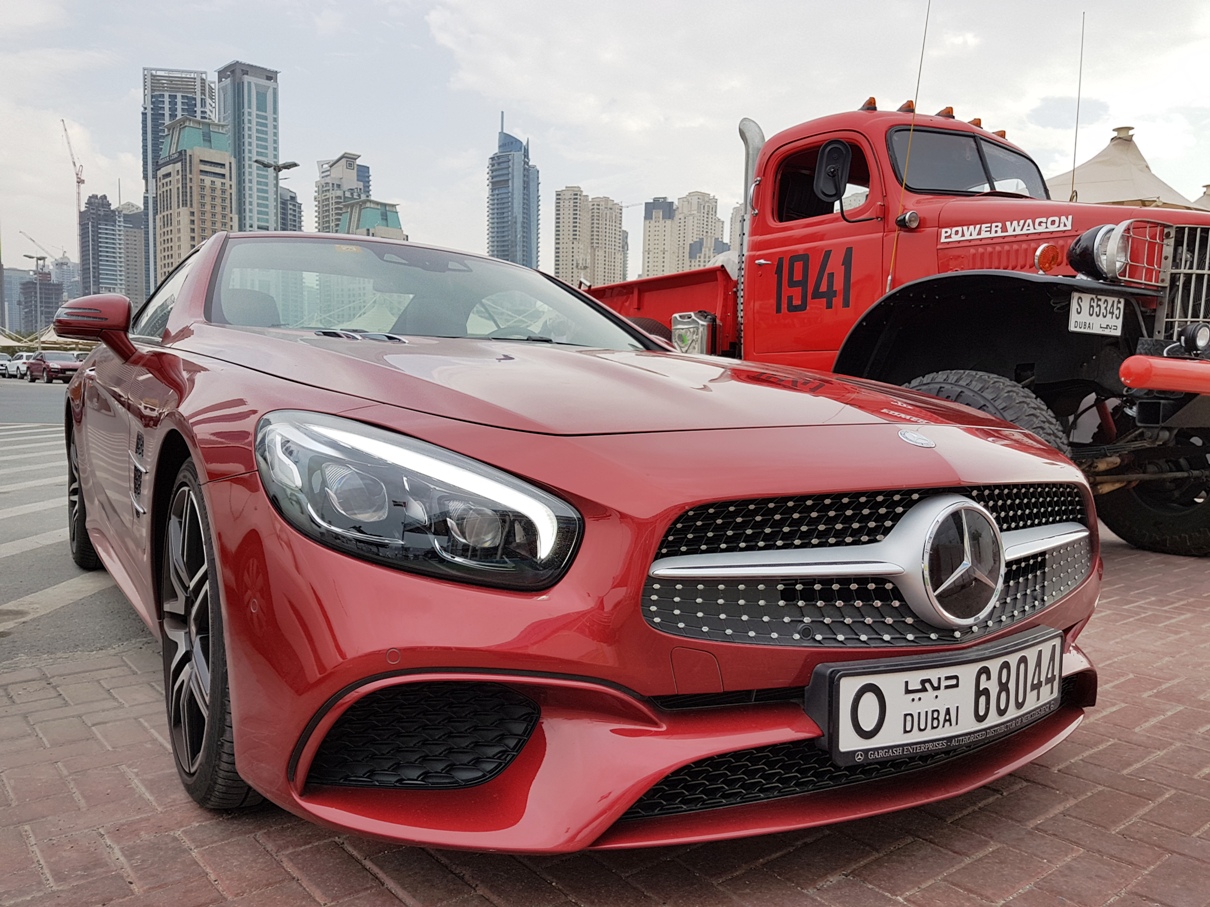 The New Mercedes-Benz SL 400 Aims to Claw its Way up the Pecking Order