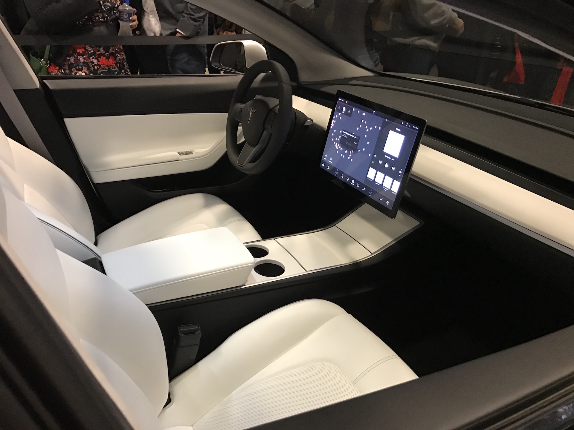 Tesla Model 3-Interior
