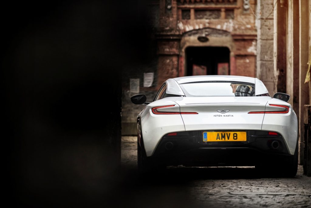 Aston Martin V8 Vantage -rear shot