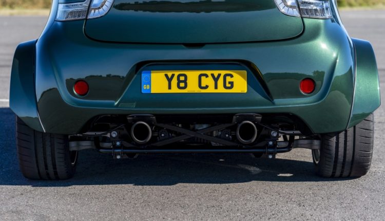 Aston Martin V8 Cygnet-03
