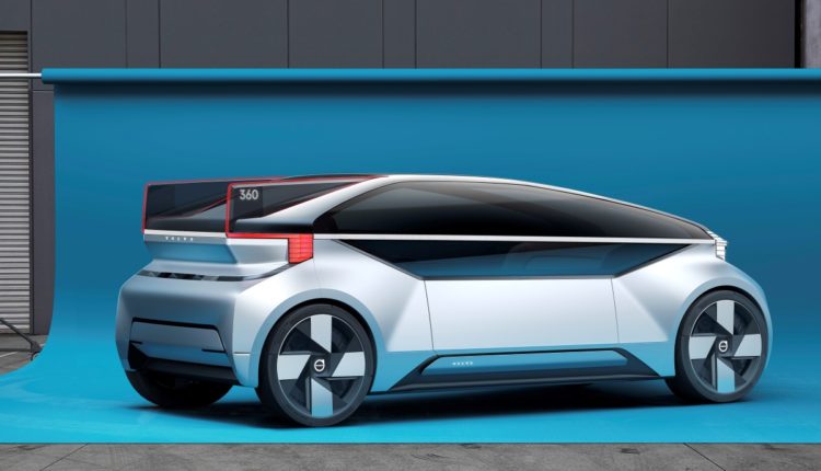 Volvo Cars Calls for a New, Global Standard in How Autonomous Vehicles Can Safely Communicate with All Other Road Users