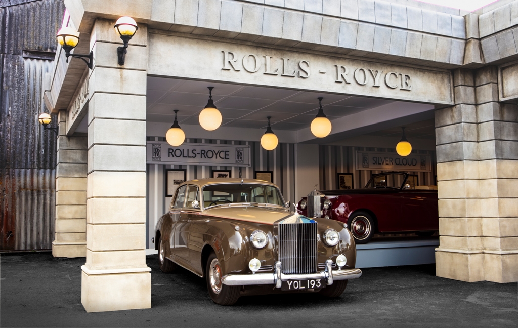 Rolls-Royce Marks the 21st Edition of the Goodwood Revival With a Display That Sheds Light on the Glamorous World of the 1950s