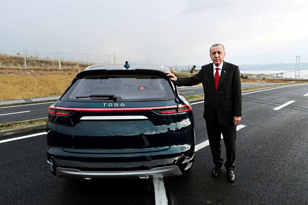 President Erdogan Presents Turkey's First Fully-Electric Car With a Range of 300 Miles