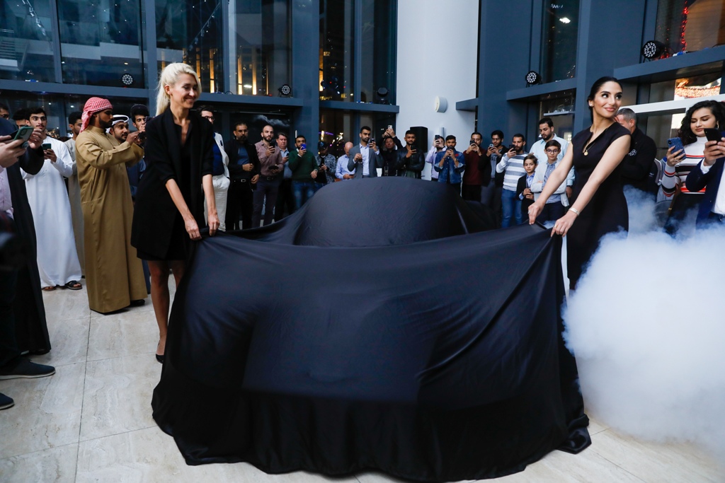 Aston Martin Valhalla