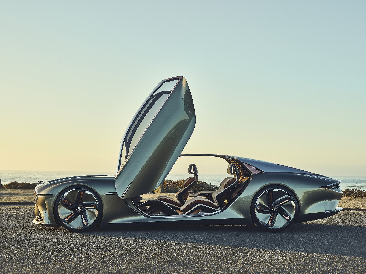 Bentley Exp 100 GT Crowned ‘Most Beautiful Concept Car of the Year’ at the Festival Automobile International