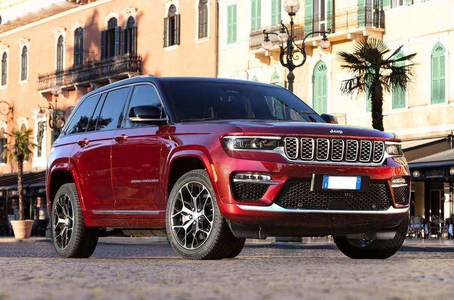 Jeep Grand Cherokee PHEV Lands in Europe Ahead of Jeep Ditching Pure-Combustion in 2022