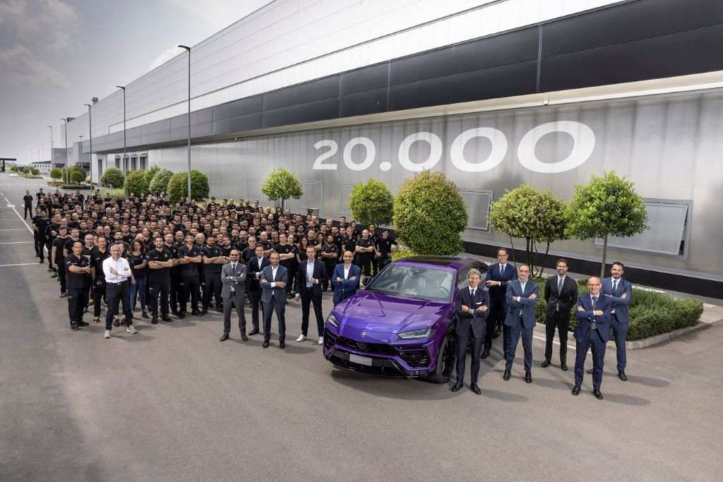 Lamborghini Urus Achieves New Production Record