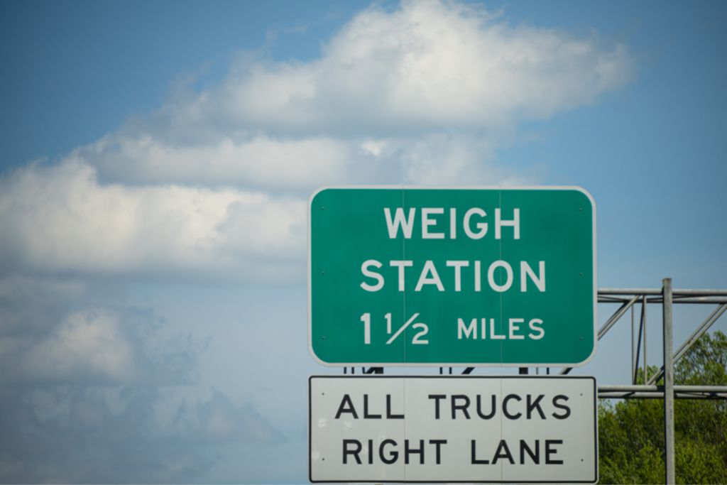 3 Helpful Weigh Station Tips for Truck Drivers