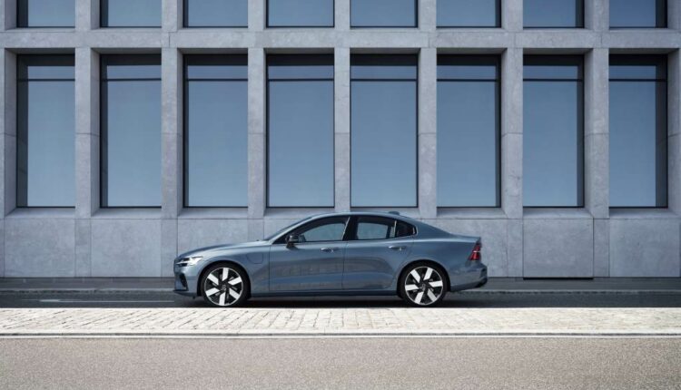 Volvo S60 Plug-in Hybrid XC60 Luxury SUV Recognized as 'Best' by Money.com