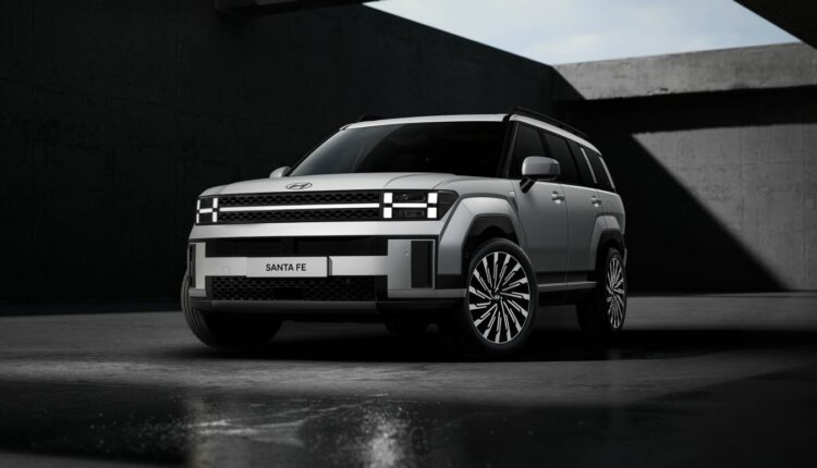 Hyundai's All-New Santa Fe Boasts Bold New Design Optimized for Effortless Outdoor Lifestyles