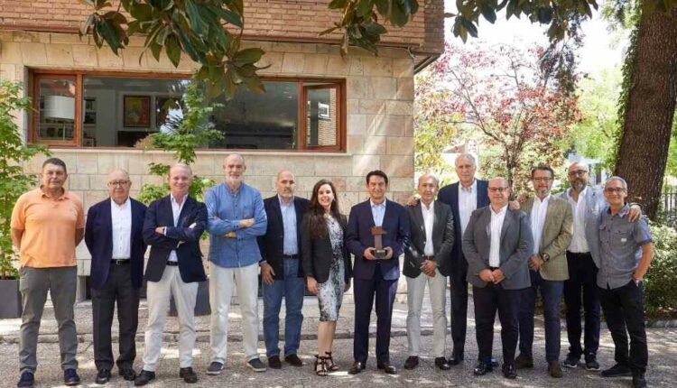 Hyundai’s José Muñoz Receives Top Industry Award in Spain