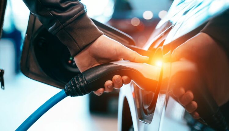 Call For UK to Adopt International Initiatives to Boost Electric Vehicle Uptake