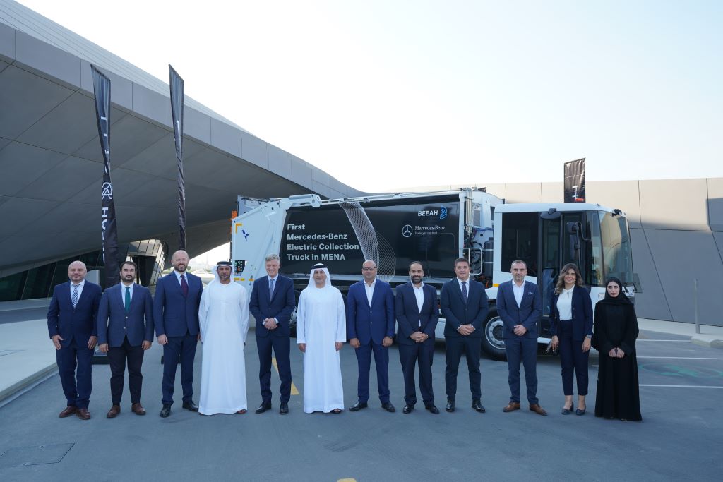 Daimler MENA Delivers Middle East’s First Mercedes Benz ‘eEconic’ Collection Truck to BEEAH Group