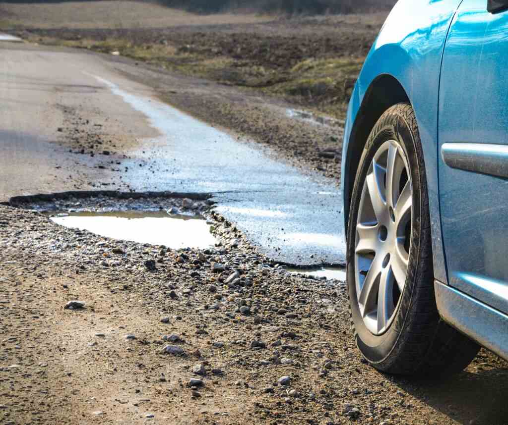 Calls for Guidance on Pothole Swerving