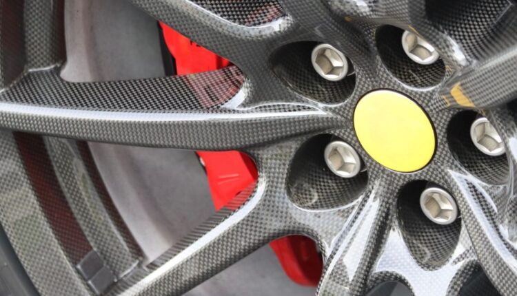 The Pros and Cons of Carbon Fiber Wheels