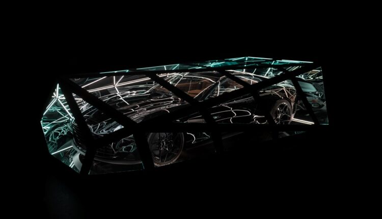 Aston Martin Vanquish Shares Deep Synergy of Design and Craftsmanship