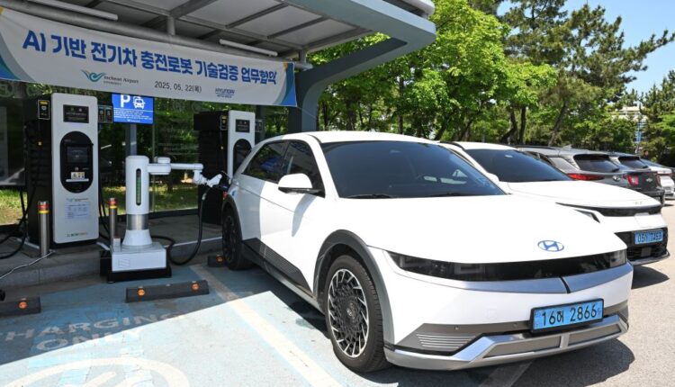 Hyundai and IIAC Partner to Launch AI Charging Robots at Airport