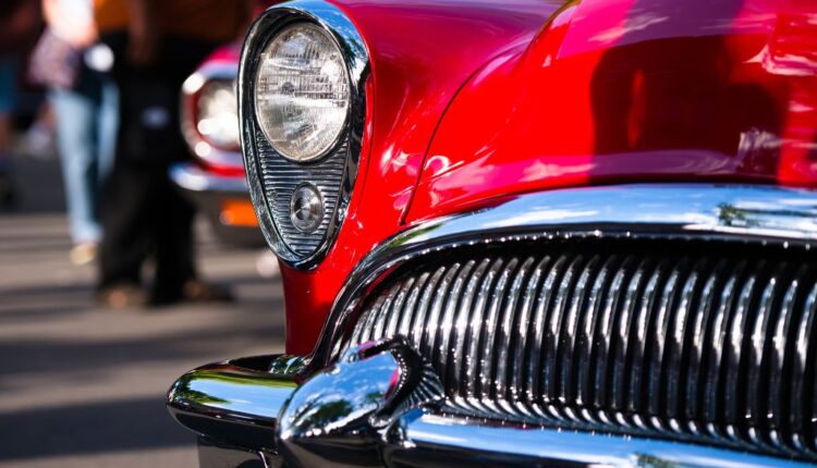 4 Ways to Create a Great Car Show Display